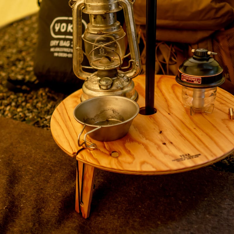 YOKA TRIPOD TABLE ROUND