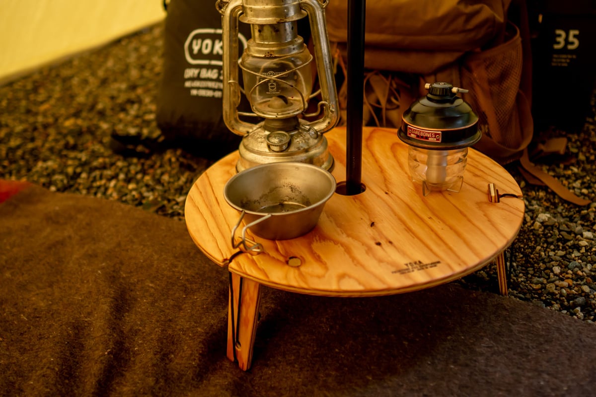 テーブル・チェア・ハンモック YOKA TRIPOD TABLE ROUND TRIPOD TABLE ROUND | TWELVETONE WEB STORE