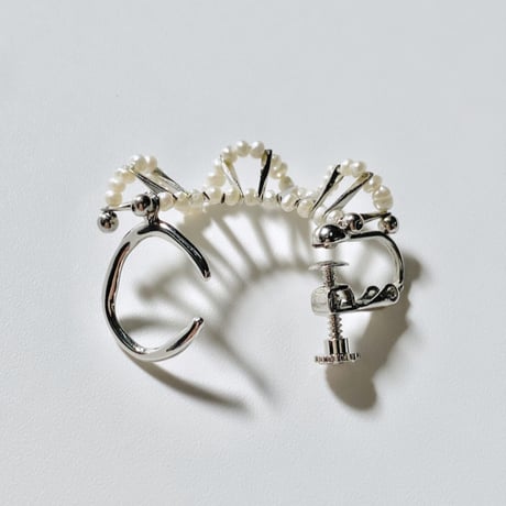 my tiny frill earring 〈イヤリングタイプ〉