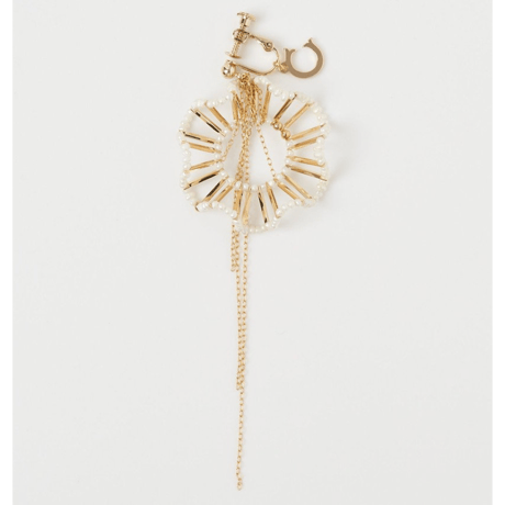 シャンデリアフリルピアス・イヤリング / ショートタイプ