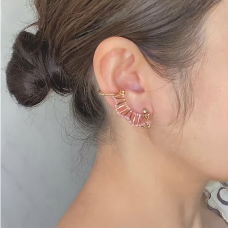 my tiny frill earring / color gemstone