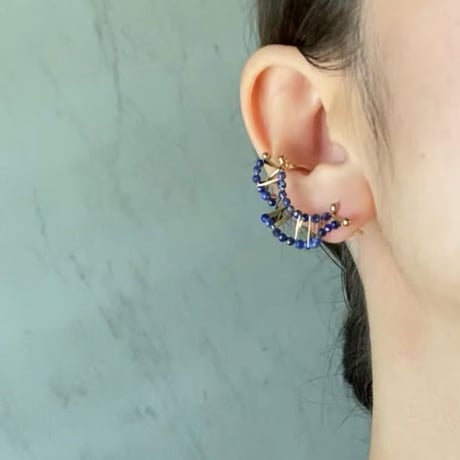 my tiny frill earring / color gemstone