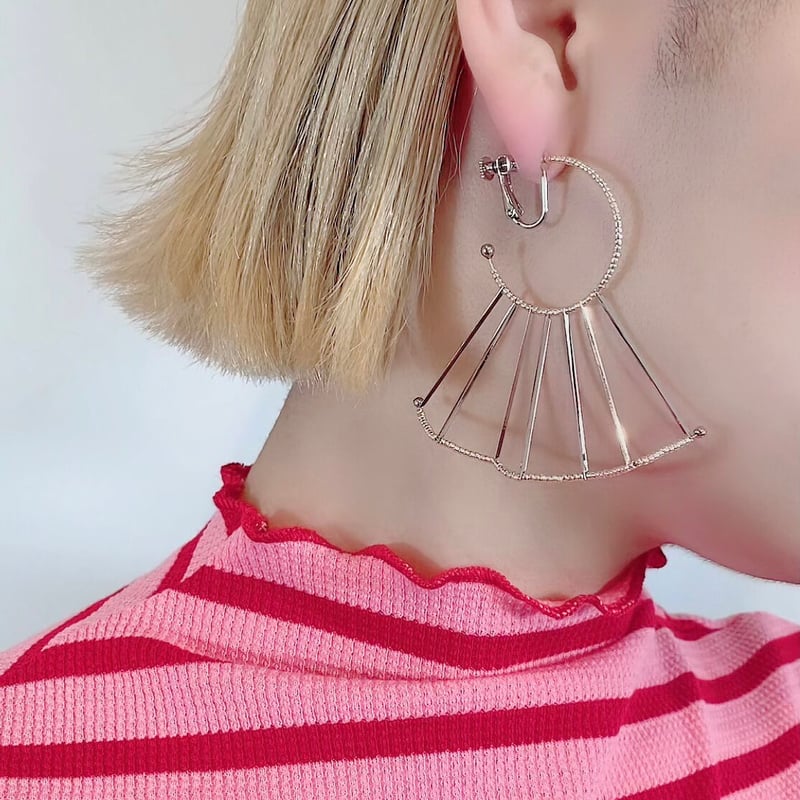 フリルビーズイヤリング / ロングスティック | C.A.D. Tokyo online store