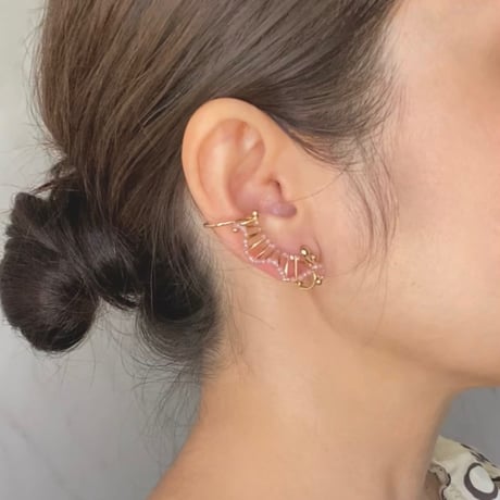 my tiny frill earring / color gemstone