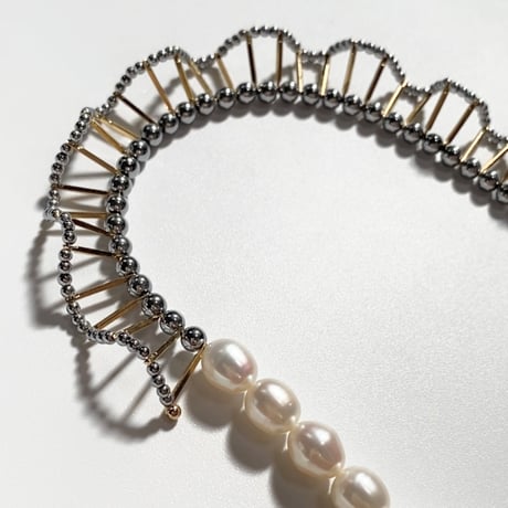 ⅓ frill necklace/ ホワイトパール × ヘマタイト
