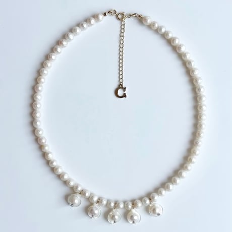 pearl necklace
