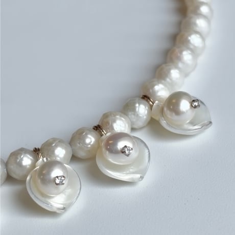 pearl necklace