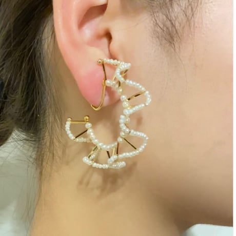 フリルパールラウンドピアス・イヤリング