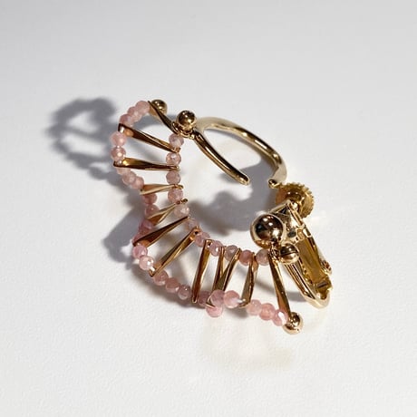 my tiny frill earring / color gemstone