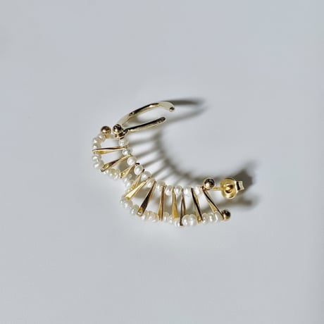 my tiny frill earring〈ピアスタイプ〉