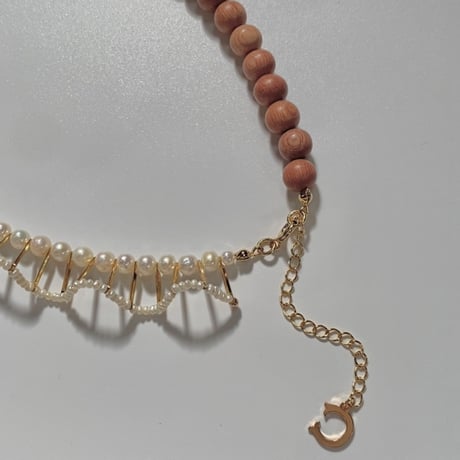 ⅓ frill necklace / ウッド × ホワイトパール