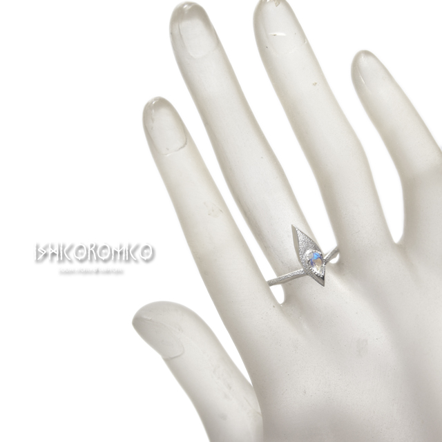 アンデシン-ラブラドライトのリング | 手磨き天然石のお店-イシコロミコ