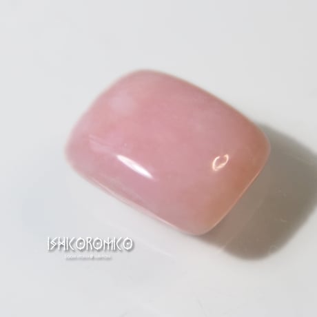 石で作るオーダージュエリー [ピンクオパール]