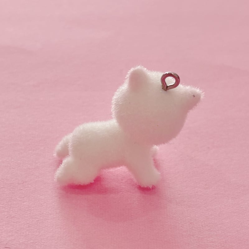 猫 チャーム ハイハイ 1個 ☆ ハンドメイド☆パーツ☆素材☆キッズ