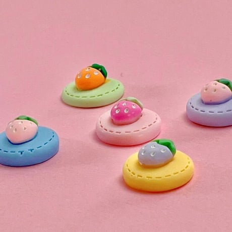 いちご 丸ステッチ デコパーツ 5個  ☆ハンドメイド☆パーツ☆資材☆キッズアクセサリー☆かわいい☆ゆめかわいい☆パステル☆