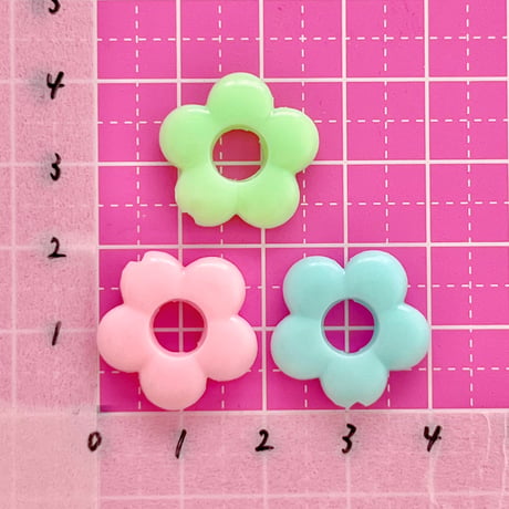 パステル お花 ビーズ 30個 ☆ハンドメイド☆パーツ☆素材☆キッズアクセサリー☆かわいい☆ゆめかわいい☆パステル☆ファンシーぷらんたん