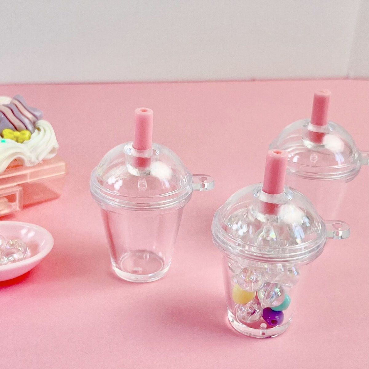 233☆ ハンドメイド チャーム ストラップ ピンク ドリンク つぶつぶ レモン