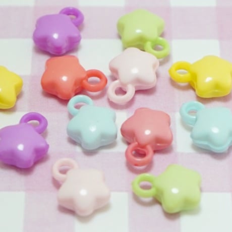 ミニ ぷっくりスターチャーム 10個 ☆ハンドメイド☆パーツ☆素材☆キッズアクセサリー☆かわいい☆ゆめかわいい☆パステル☆ファンシーぷらんたん