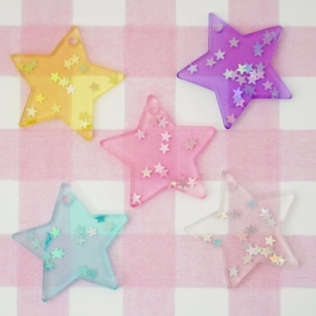 クリアカラー ホログラム スターチャーム 10個 ☆ハンドメイド☆パーツ☆素材☆キッズアクセサリー☆かわいい☆ゆめかわいい☆パステル☆ファンシーぷらんたん