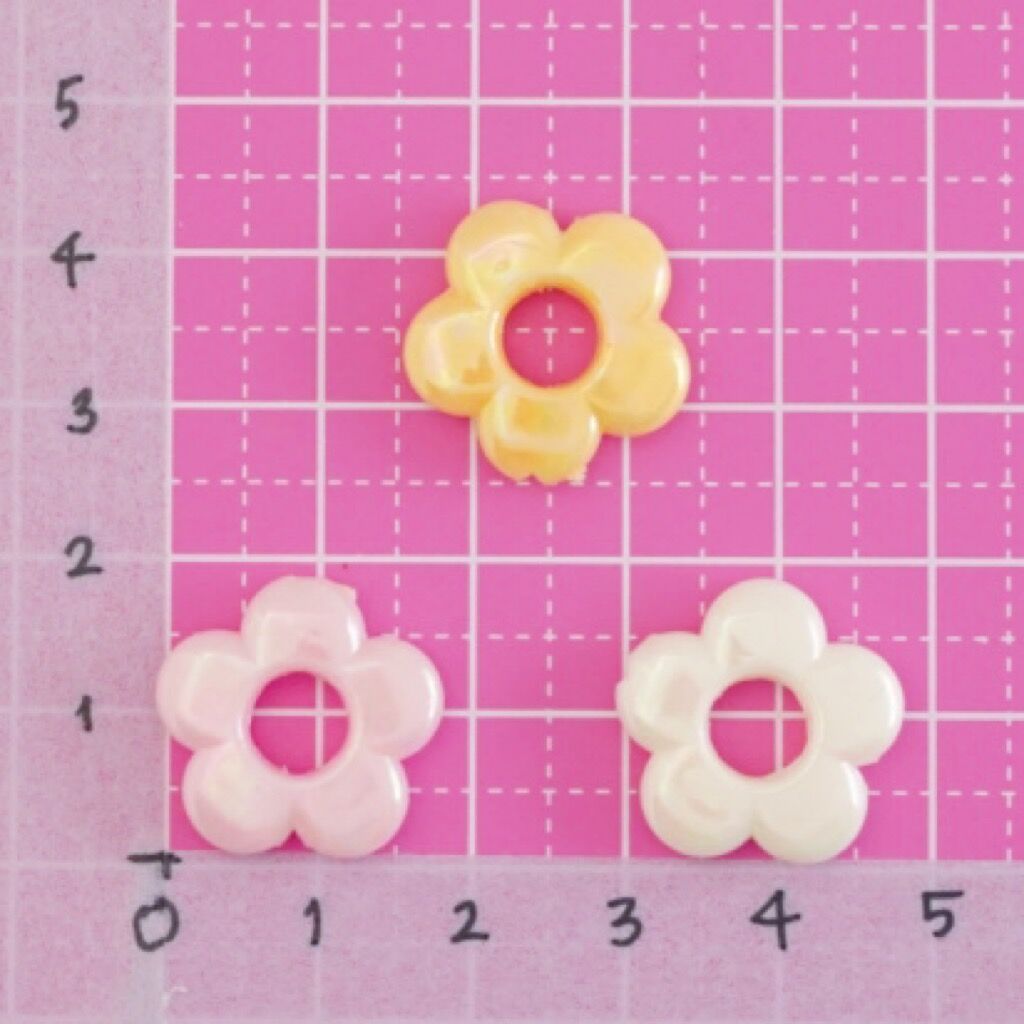 オーロラ お花 ビーズ 30個 ☆ハンドメイド☆パーツ☆素材