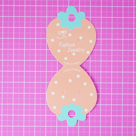 アクセサリー台紙 いちご  50枚☆ハンドメイド☆パーツ☆素材☆キッズアクセサリー☆かわいい☆ゆめかわいい☆パステル