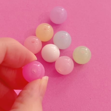 大穴ビーズ  ミルキー 丸 12ミリ 8個 ビーズ ☆カスタムボールペン☆ハンドメイド☆パーツ☆素材☆キッズアクセサリー☆かわいい☆ゆめかわいい☆パステル☆