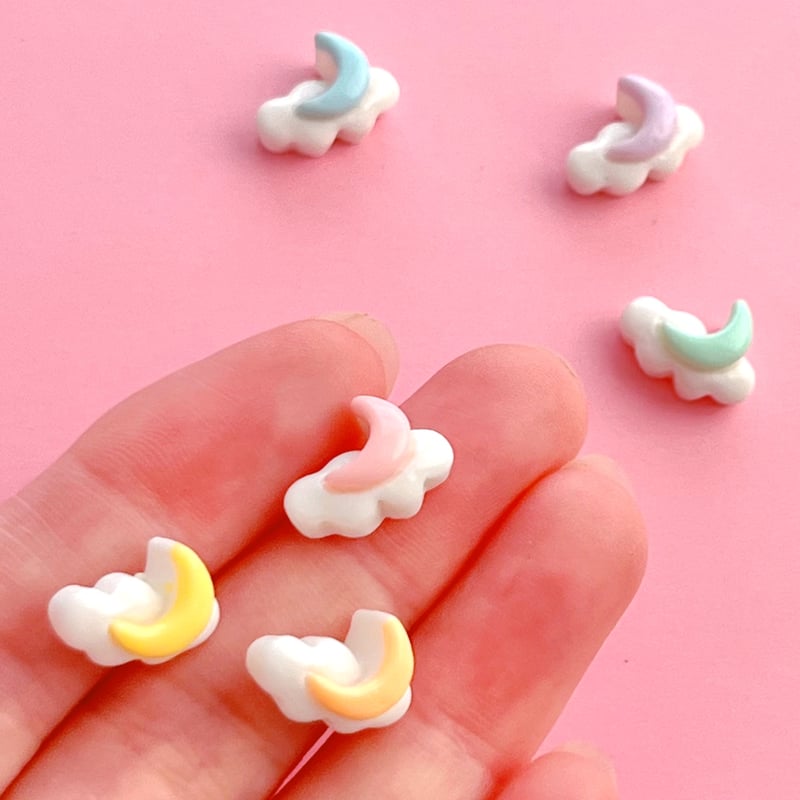 ミニ くも お月さま デコパーツ 6個 ☆ ハンドメイド☆パーツ☆素材