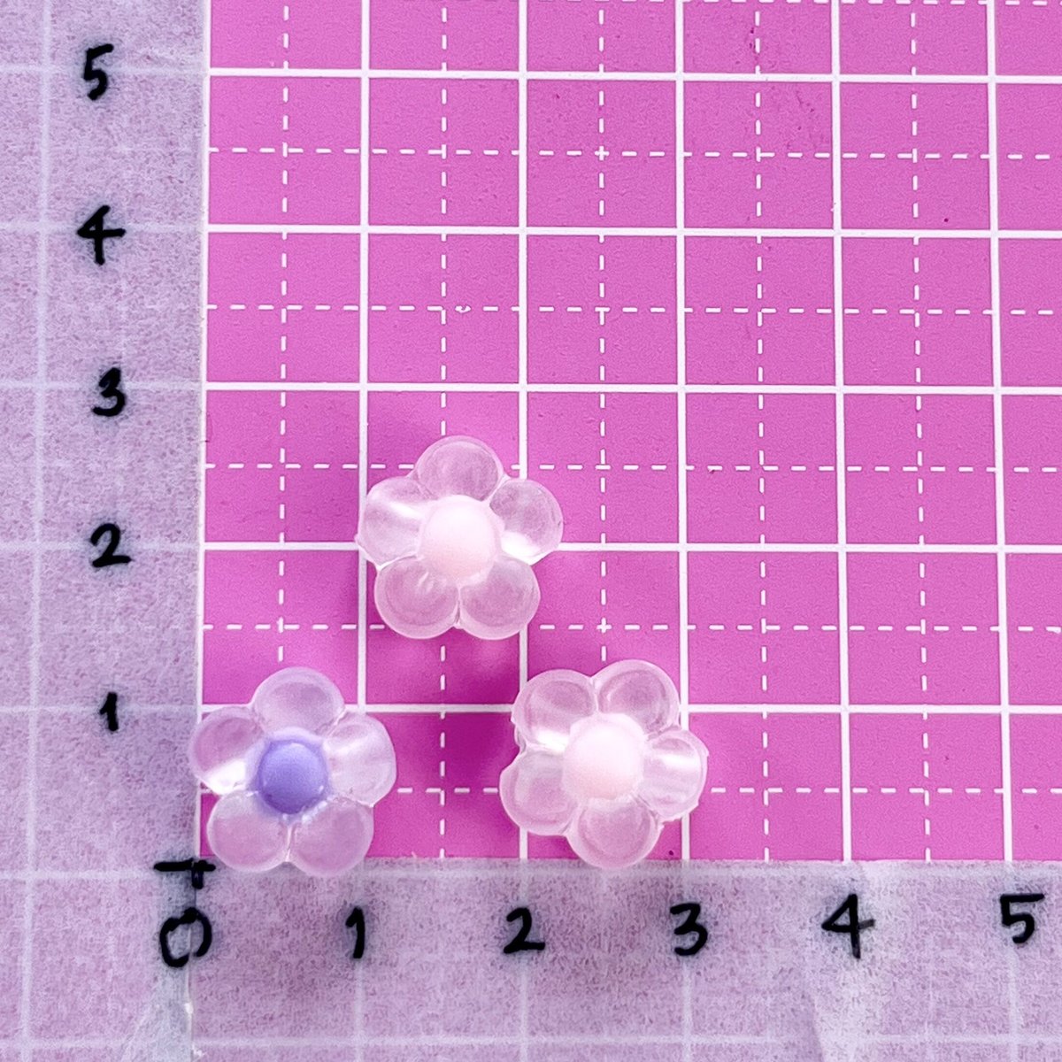 フロスト フラワービーズ 20個 ☆ハンドメイド☆パーツ☆素材☆キッズ