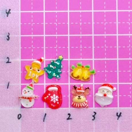 ミニミニ クリスマス デコパーツ ミックス  １４個 ☆ ハンドメイド☆ハンドメイドパーツ☆かわいい☆デコ☆ホイップデコ☆ネイル
