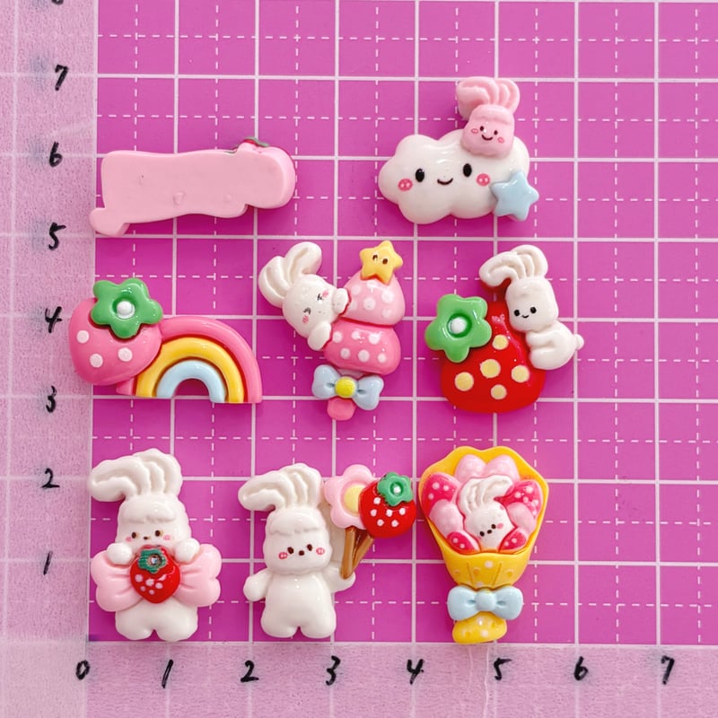 いちごうさぎ レインボー ミックス 8個 デコパーツ ☆ ハンドメイド