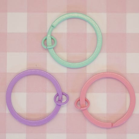 リング  キーホルダー 3個 ピンク ☆ハンドメイド☆パーツ☆素材☆キッズアクセサリー☆かわいい☆ゆめかわいい☆パステル☆ファンシーぷらんたん