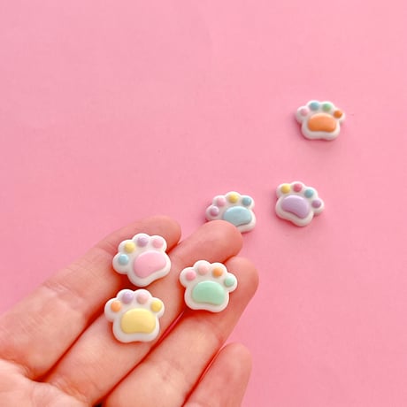 パステル 肉球 デコパーツ 6個 ☆ハンドメイド☆パーツ☆素材☆キッズアクセサリー☆かわいい☆ゆめかわいい☆パステル