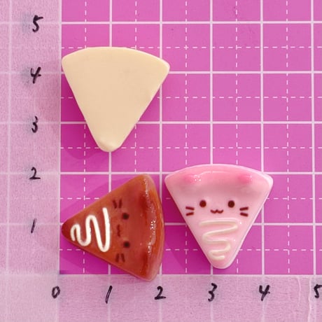 ベイクド ねこ ケーキ 5個 デコパーツ ☆ ハンドメイド☆ハンドメイドパーツ☆かわいい☆デコ☆デコパーツ ☆ホイップデコ☆ ヘアピン☆ ヘアゴム