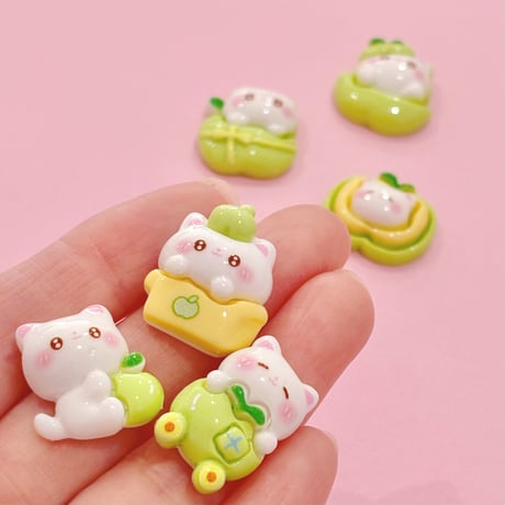 グリーンアップル ねこ  デコパーツ 6個 ☆ ハンドメイド☆パーツ☆素材☆キッズアクセサリー☆かわいい☆ゆめかわいい☆パステル☆