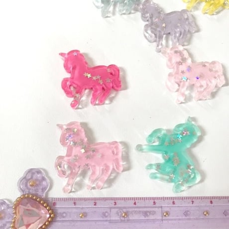 ユニコーン デコパーツ 7個☆ハンドメイド☆パーツ☆素材☆キッズアクセサリー☆かわいい☆ゆめかわいい☆パステル