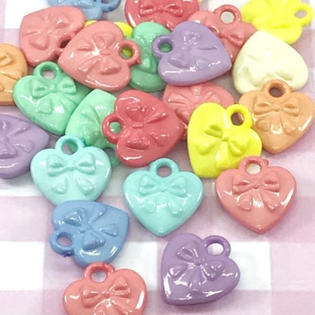 ハートリボン チャーム  20個☆ハンドメイド☆パーツ☆素材☆キッズアクセサリー☆かわいい☆ゆめかわいい☆パステル☆
