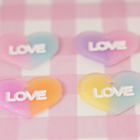 ツートン LOVEハート チャーム 8個 ☆ハンドメイド☆パーツ☆素材☆キッズアクセサリー☆かわいい☆ゆめかわいい☆パステル