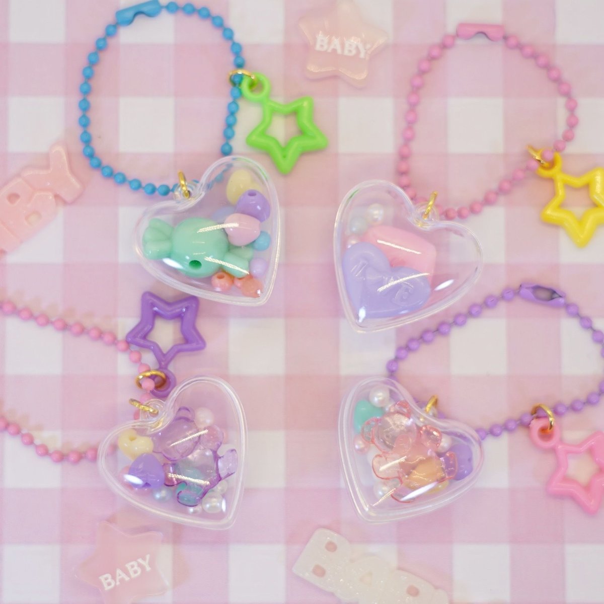 3cm カプセルケース ハート 10個 ☆ハンドメイド☆パーツ☆素材