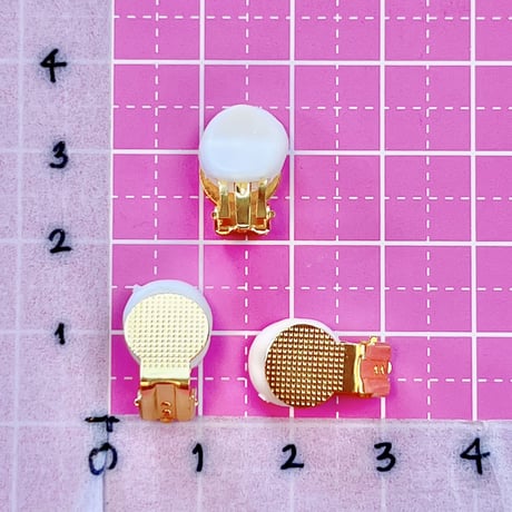 イヤリングパーツ クリップ式 8個(4ペア) ゴールド ☆ハンドメイド☆パーツ☆素材☆キッズアクセサリー☆かわいい☆ゆめかわいい☆パステル☆