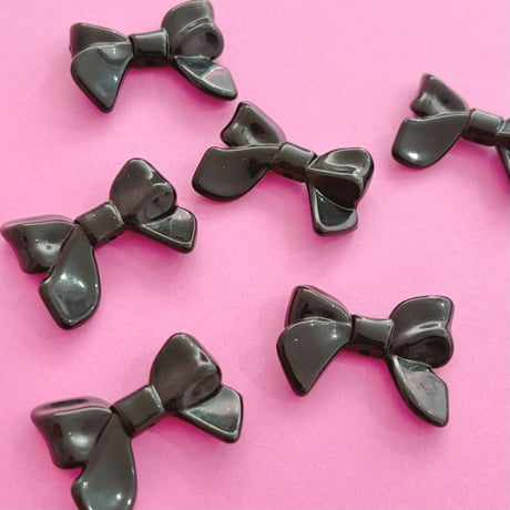 大穴ビーズ  リボン 黒 6個 ビーズ ☆カスタムボールペン☆ハンドメイド☆パーツ☆素材☆キッズアクセサリー☆かわいい☆ゆめかわいい☆パステル☆