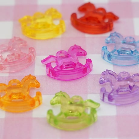 クリア カラフル 木馬チャーム 10個 ☆ハンドメイド☆パーツ☆素材☆キッズアクセサリー☆かわいい☆ゆめかわいい☆パステル☆ファンシーぷらんたん