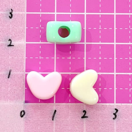 大穴ビーズ  パステル ハート 16個☆カスタムボールペン☆ハンドメイド☆パーツ☆素材☆キッズアクセサリー☆かわいい☆ゆめかわいい☆パステル☆