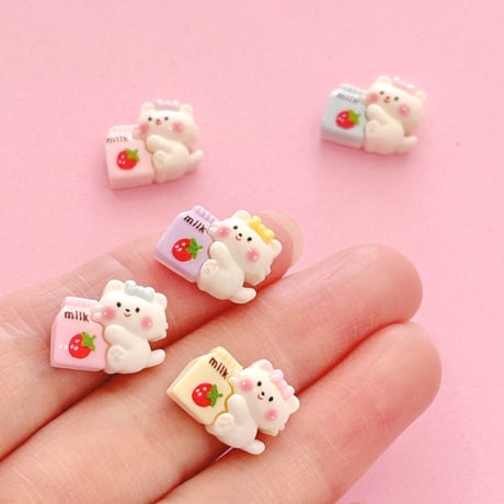 ミニ  ねこ と いちごミルク  デコパーツ 5個 ☆ ハンドメイド☆パーツ☆素材☆キッズアクセサリー☆かわいい☆ゆめかわいい☆パステル☆