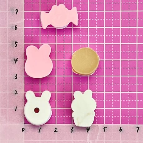 スイーツうさぎ  デコパーツ 5個 ☆ハンドメイド☆パーツ☆素材☆キッズアクセサリー☆かわいい☆ゆめかわいい☆パステル