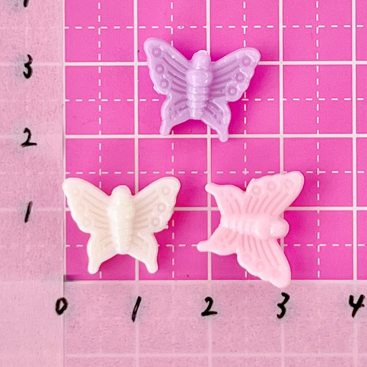 パステル ちょうちょ ビーズ 30個 ☆ハンドメイド☆パーツ☆素材 