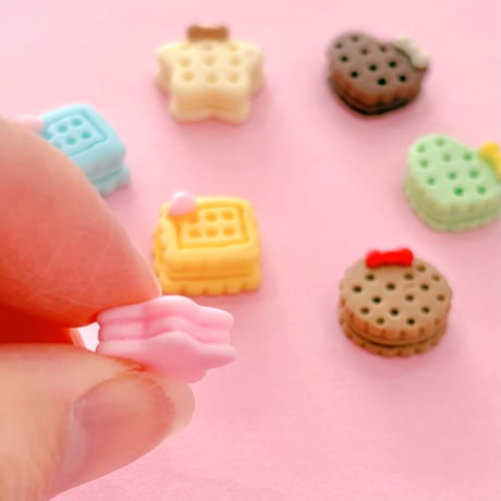 リボン クッキー デコパーツ 7個 ☆ ハンドメイド☆パーツ☆素材☆キッズアクセサリー☆かわいい☆ゆめかわいい☆パステル☆