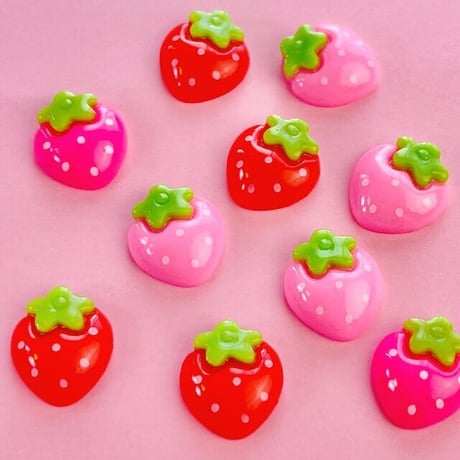 ぷっくりいちご デコパーツ 10個 ☆ハンドメイド☆パーツ☆素材☆キッズアクセサリー☆かわいい☆ゆめかわいい☆パステル