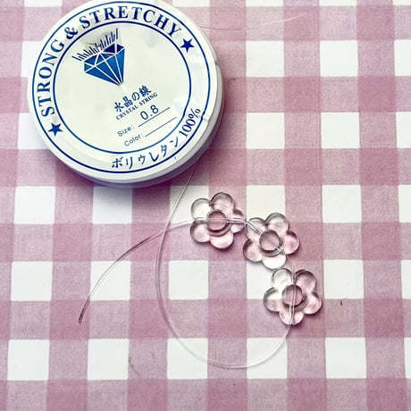 クリア 透明 お花ビーズ  20個 ☆ハンドメイド☆パーツ☆素材☆キッズアクセサリー☆かわいい☆ゆめかわいい☆パステル☆ファンシーぷらんたん