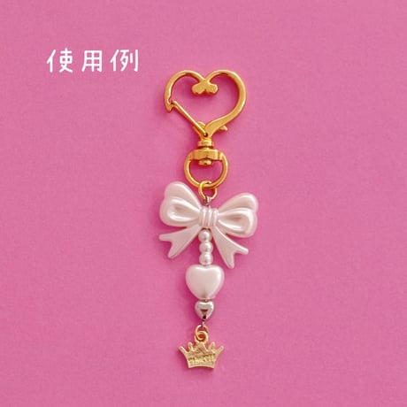 パール リボン結び ビーズ  8個  ☆ハンドメイド☆パーツ☆素材☆ビーズ☆かわいい☆ビーズキーホルダー☆ビーズアクセサリー