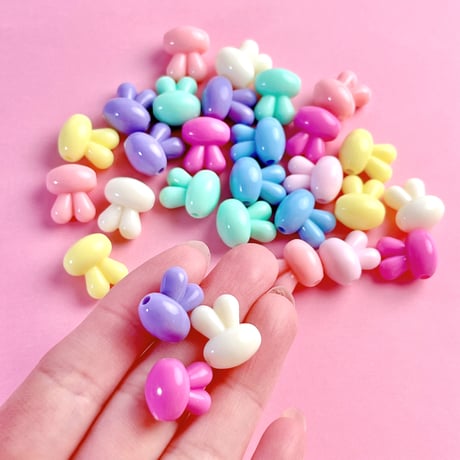 パステル うさぎ ビーズ 30個 ☆ハンドメイド☆パーツ☆素材☆キッズアクセサリー☆かわいい☆ゆめかわいい☆パステル☆ファンシーぷらんたん